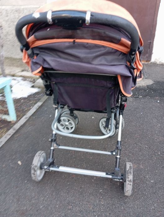 Продам детскую коляску