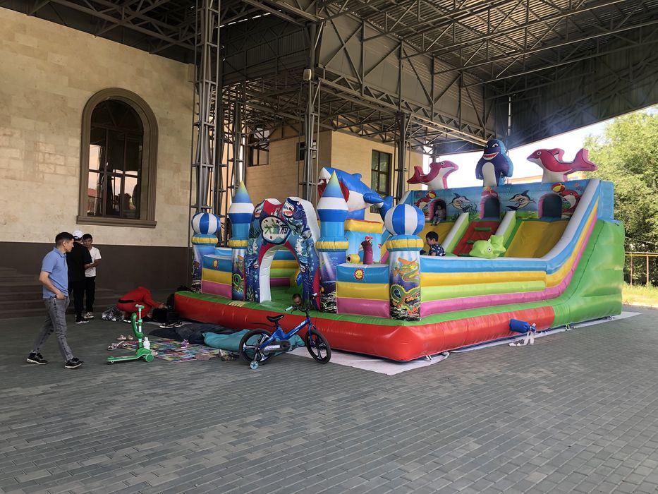 Батут надувной 60 кв