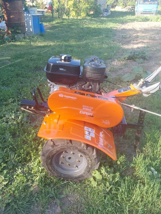 Продавам мотофреза Daewoo