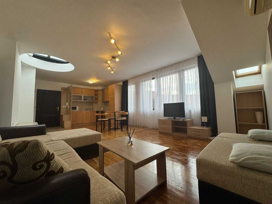 Дава се под наем Двустаен апартамент в Варна, Център - 65 кв.м за 663 € - Снимка #10