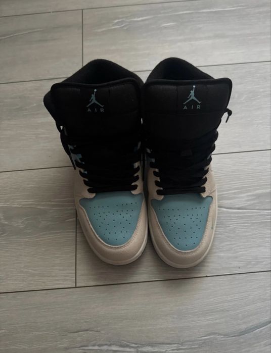 Nike jordan adusi din America