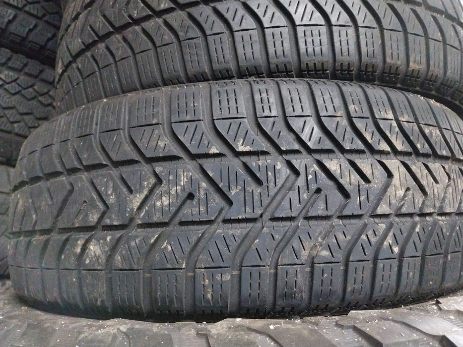Anvelope second iarna 195 55 R17 Pirelli