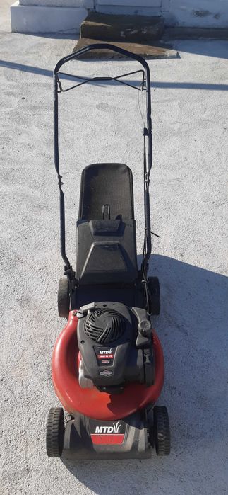 Masina de tuns iarba MTD 46 SPB