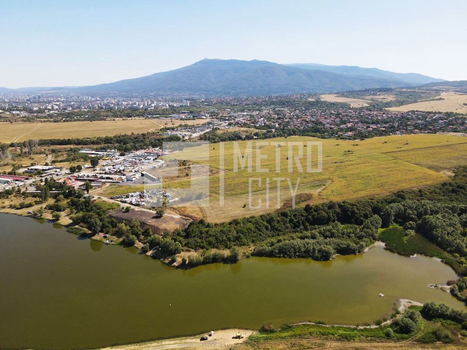 Продава се Парцел в София, Суходол - 13050 кв.м за 56 €/кв.м - Снимка #7