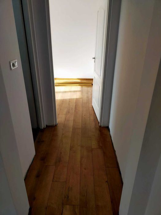 Vand sau schimb apartament 2 camere  etaj 3 , str. constructorilor  Turda