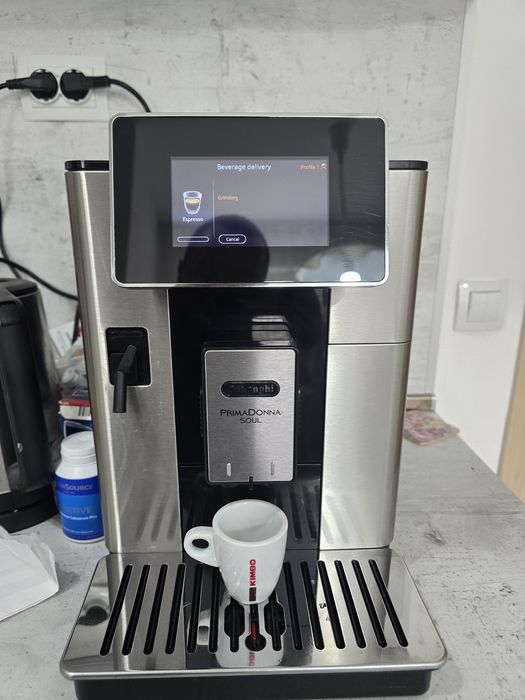 Кафемашина Delonghi primadonna soul
