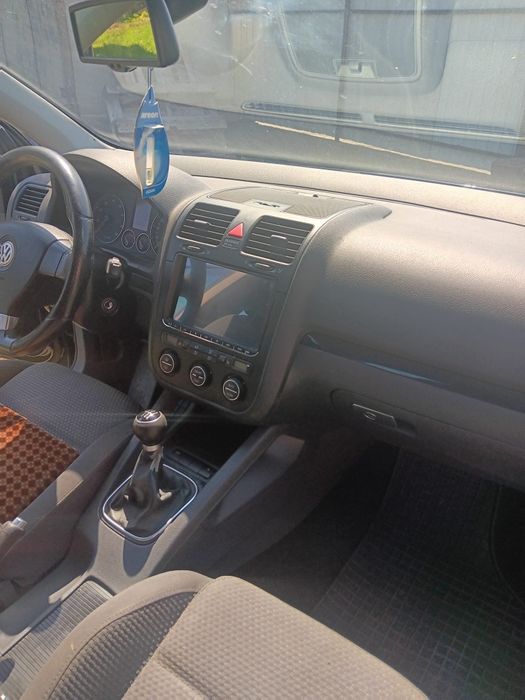 Vând Volkswagen Golf GT 1.4 benzină*2007* Euro 4 *2500 Euro Negociabil