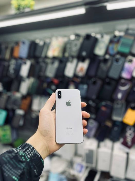Iphone X / 256 / 100% в хорошем состояний