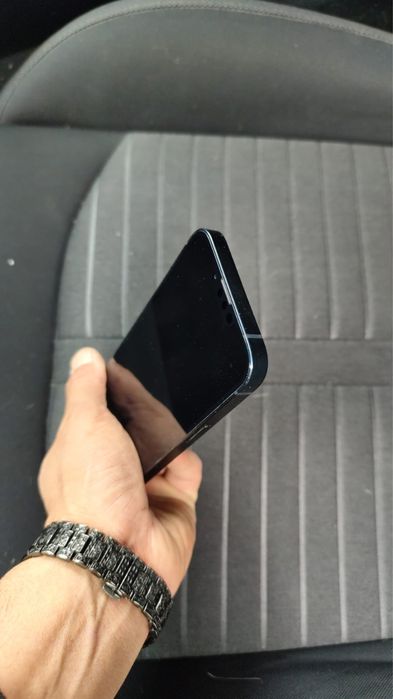 Айфон 14 в хорошем состояний