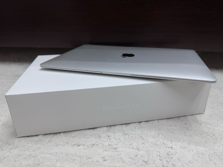MacBook Air M1 - 13,3/512Gb/RAM-8Gb