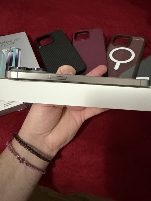 Se vinde iphone 15 pro max