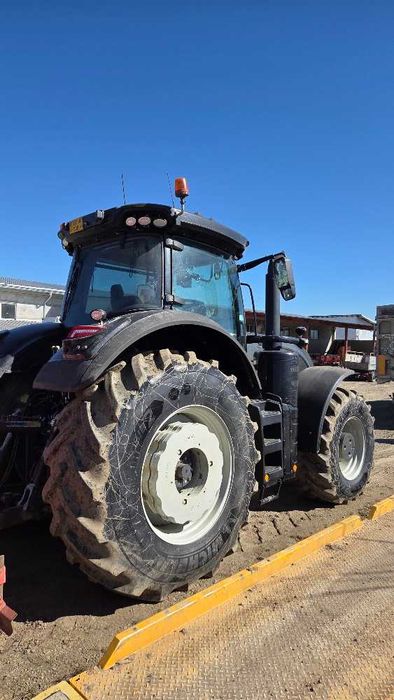Tractor Valtra S374 Smart Touch