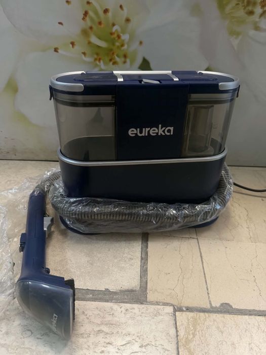 Перяща прахосмукачка Eureka NEY100