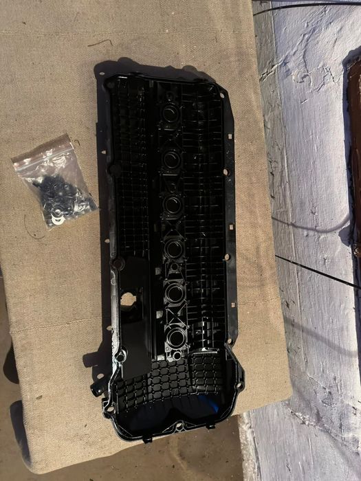 Капак на клапаните NTY