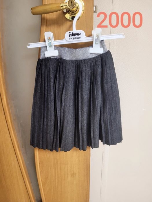 Продам Школьные вещи на девочку