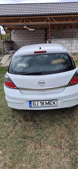Vand opel astra H  1.8 benzina din 2009
