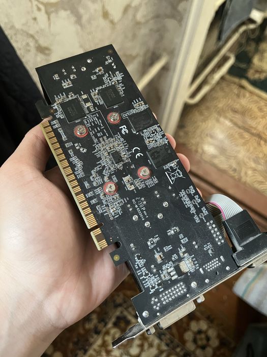 Продам жосткий диск на 1тб и видеокарту