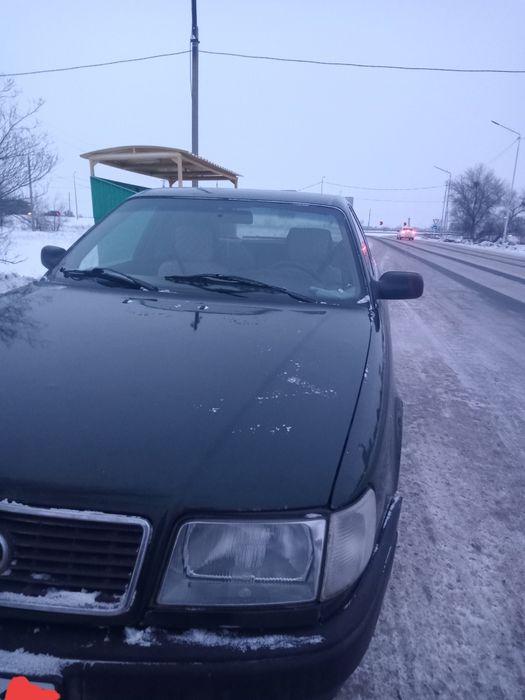 Продам Ауди 100 с4