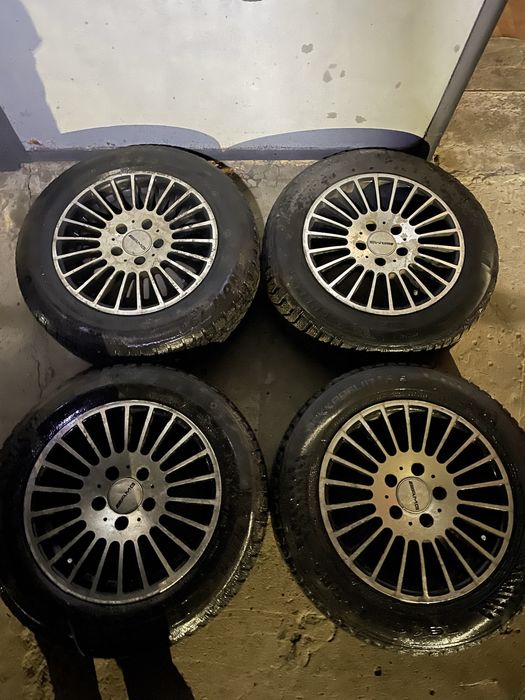 Продам Комплект колес р15