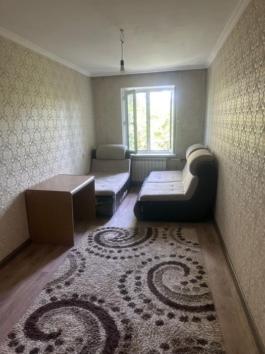 Диван, кресла, стол отдам бесплатно