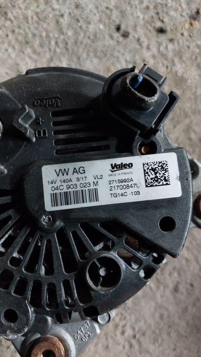 Alternator VW Golf 7 1.4 TFSI 04C903023M motor CHZ 140 A Skoda Seat