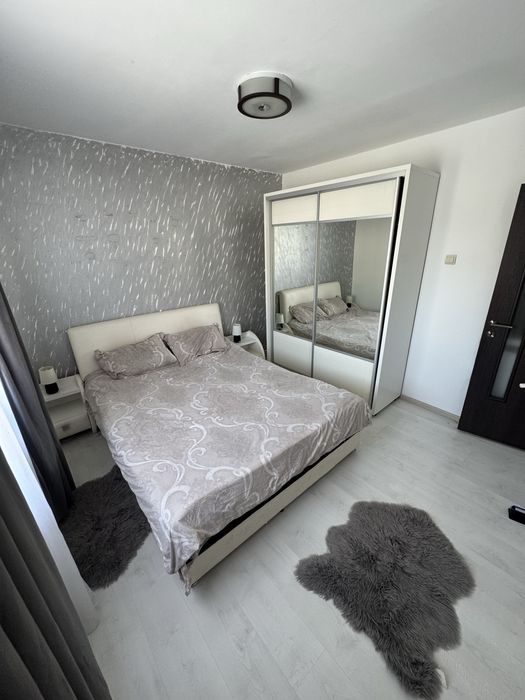 Inchiriez apartament 2 camere 54mp etaj 3 str 9 Mai