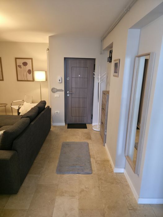 Apartament cu 2 camere, complet mobilat și utilat, de închiriat pe termen lung – Mamaia Nord