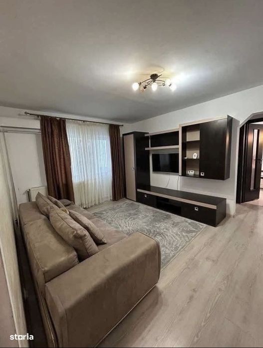 De inchiriat apartament cu 2 camere, etaj 3, balcon, 1250lei/luna