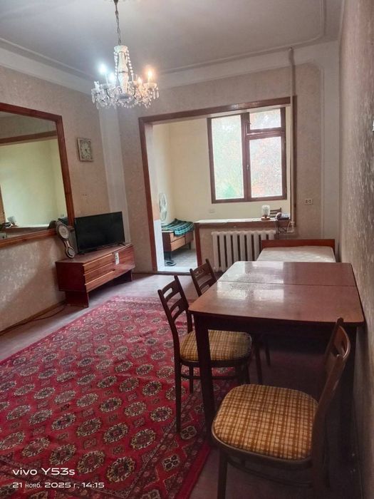 Сдаётся 1/2/5 на массиве Ахмад Югнакий 
2/3/4 высокопотолочка
Ра