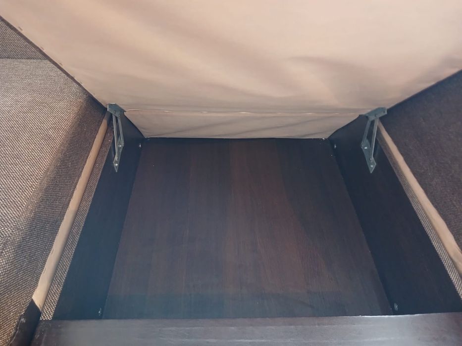 Продам диван угловой