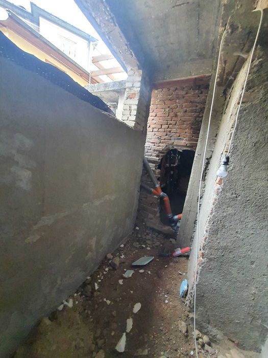 Замаска , ВиК , Изолация , Фипсокартон , Шпакловка . Боя