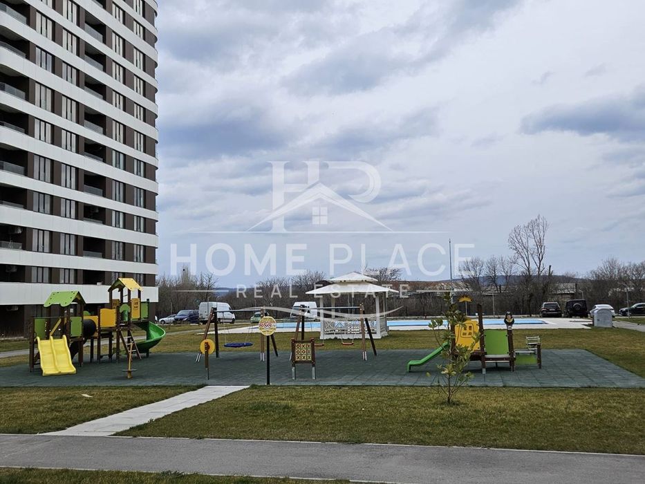 Просторен, слънчев имот  с панорама в кв. Трошево -"Сити парк юг"