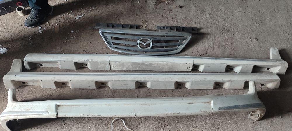Пороги ,губа передняя mazda mpv