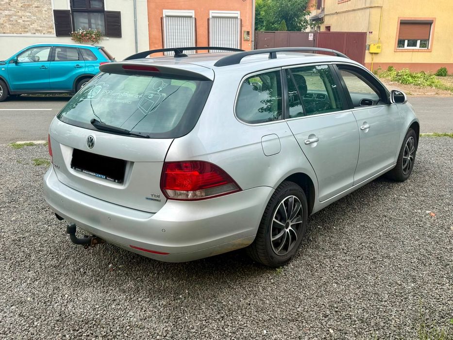 VOLKSWAGEN Golf 2011 — imagine 2