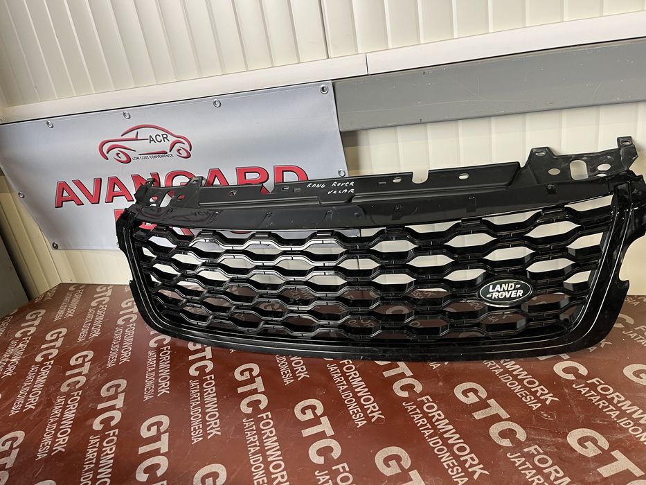 Решетка Land Rover Velar 2017-