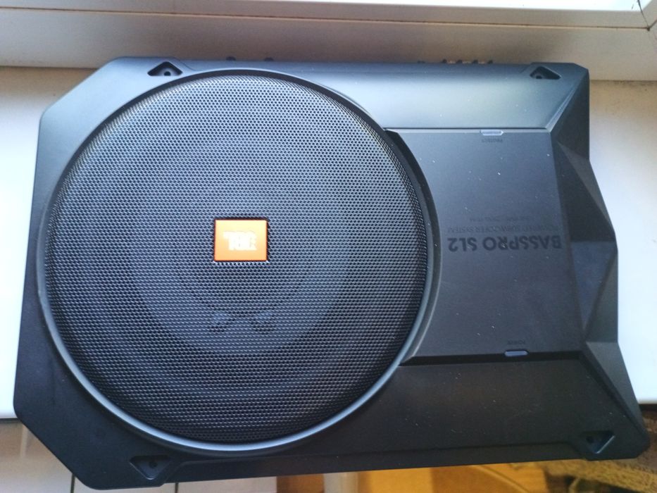 Subwoofer auto JBL basspro SL 2