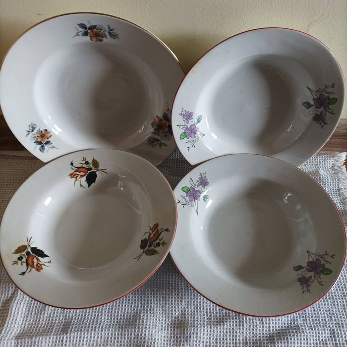 чинии и др.посуда