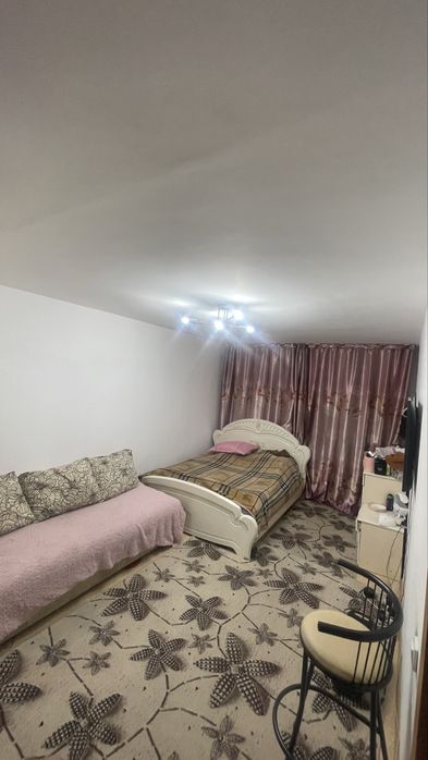 Продаю 2 комн квартиру