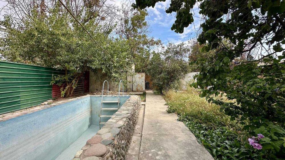 Участок 6 соток, фасад 20 м, 115.000$