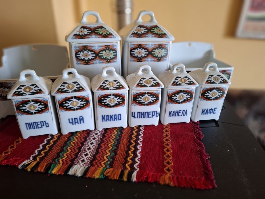 Сервиз за подправки