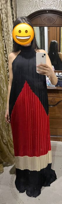 Вечерние платья.