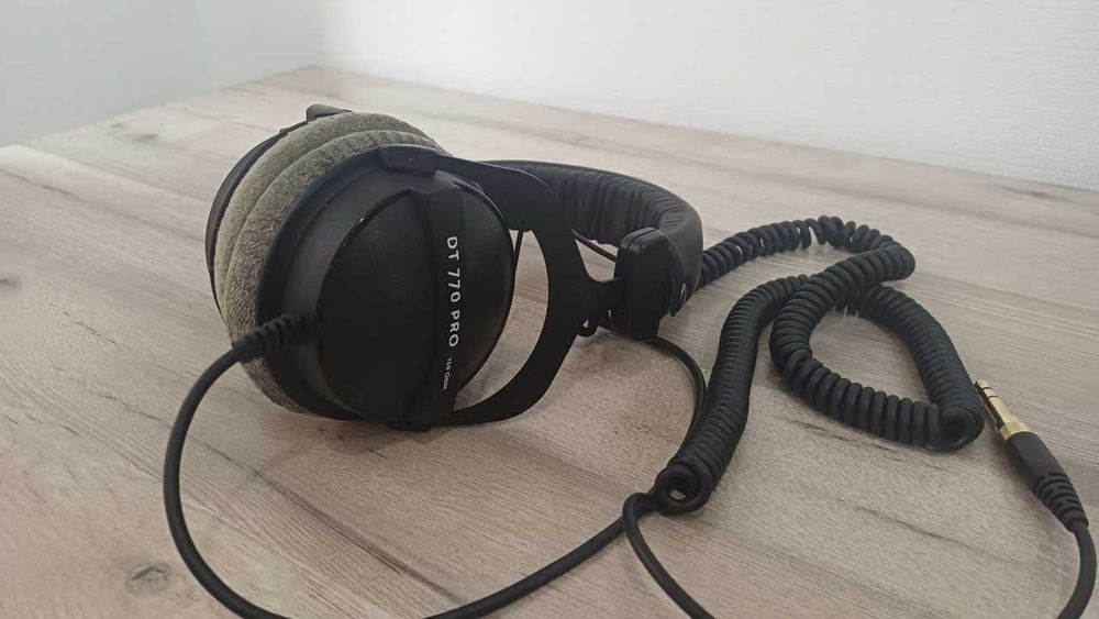 Наушники Beyerdynamic DT 770 PRO 250 Ohm