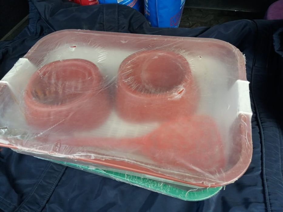 Отличные наборы: лоток, 2 миски и совок. Для кошек и котят. Доставка.