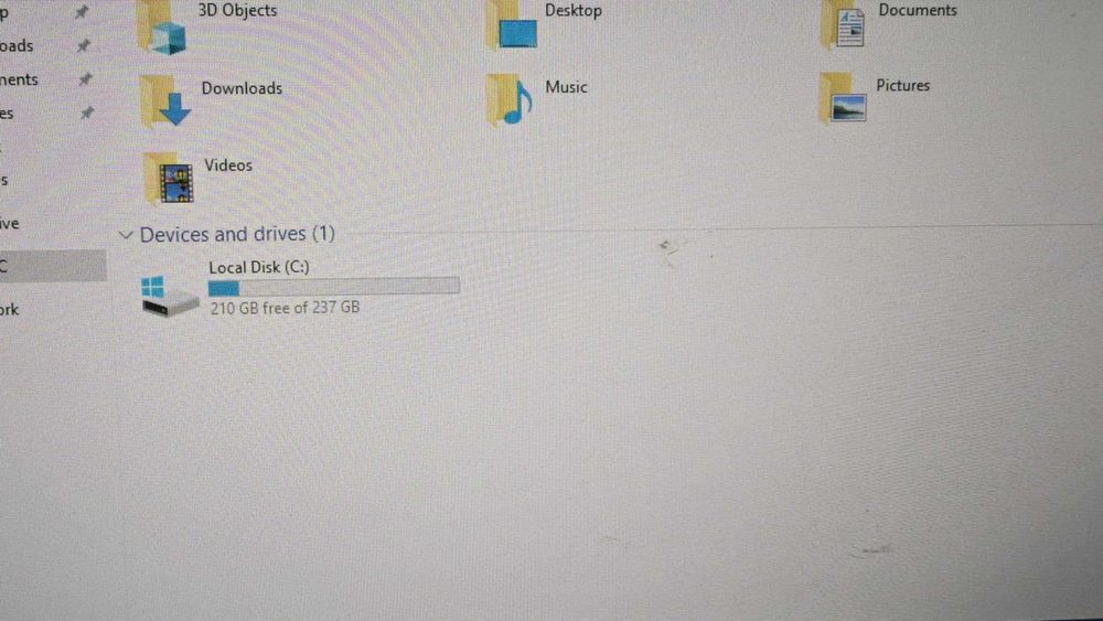 Настолен компютър Lenovo M70s Gen 3 (11T7) i3-12100 16GB 256GB