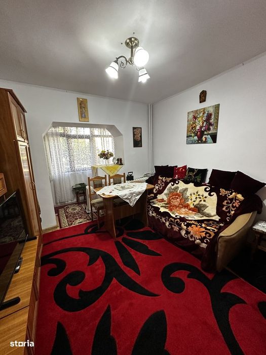 Garsoniera renovată, mobilată și utilată complet - spre inchiriere