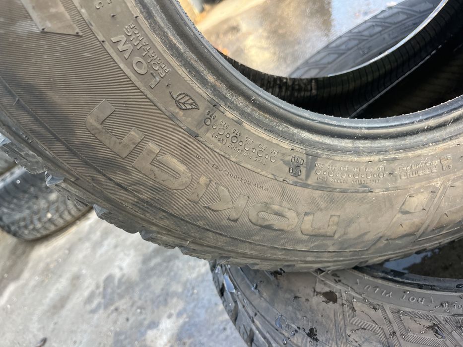 Гуми 215 65 15C Nokian