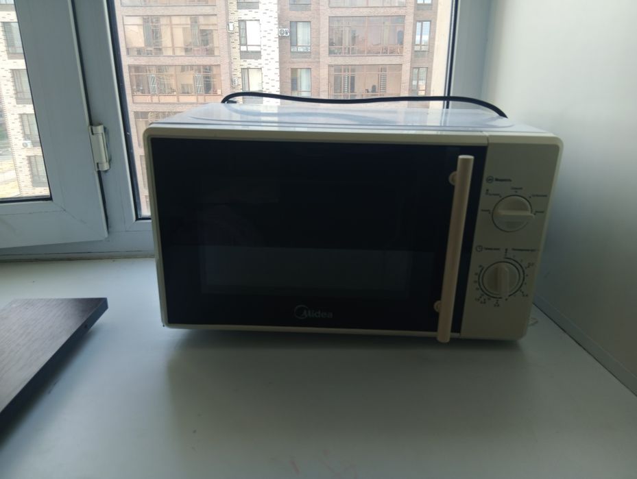 Продам микроволновную печь