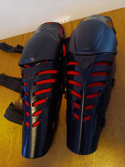 Echipament Protecție genunchi motocicleta . Standard.