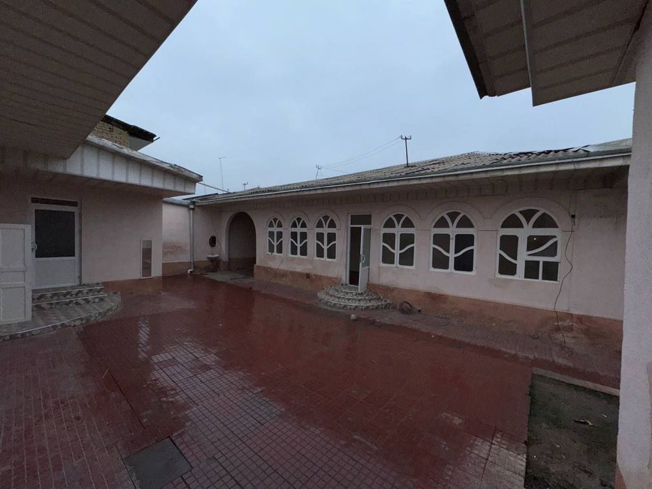 Yangiyoʻl uy sotiladi