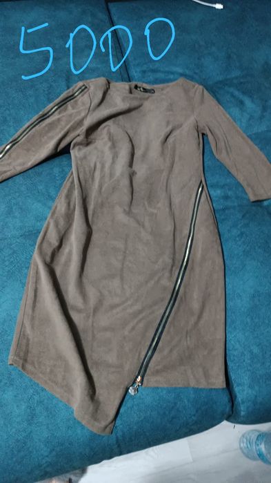 Продам Платье женское